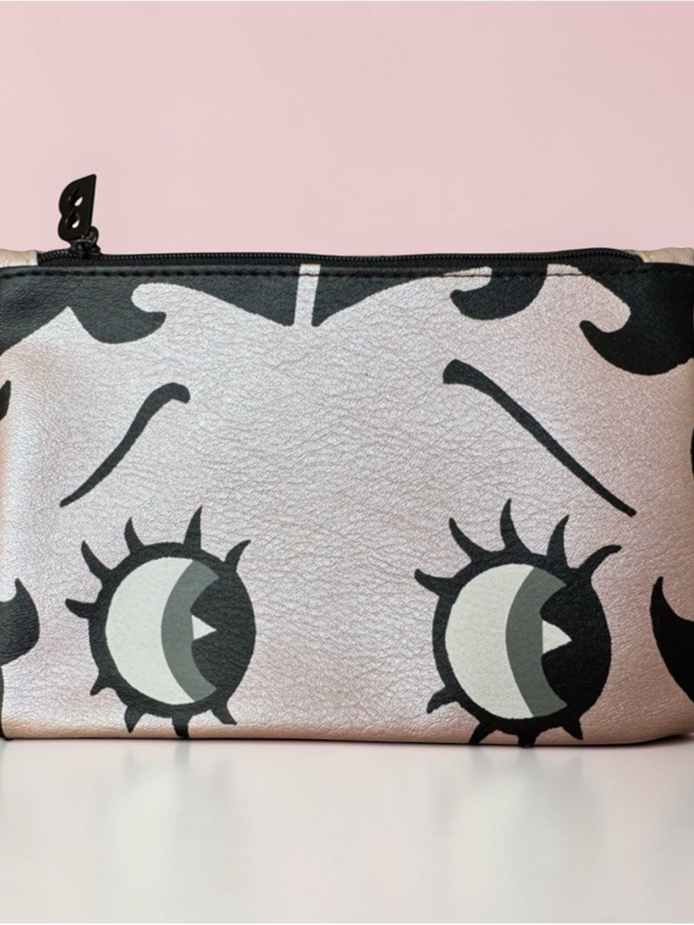Betty boop/ Ipsy Print Zip Pouch in Pale Pink and Black like new